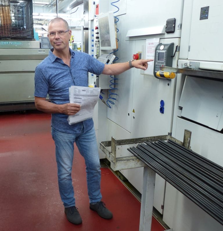 Produktionsleiter am Datafox-Terminal in Halle Produktionsleiter am Datafox-Terminal in Halle