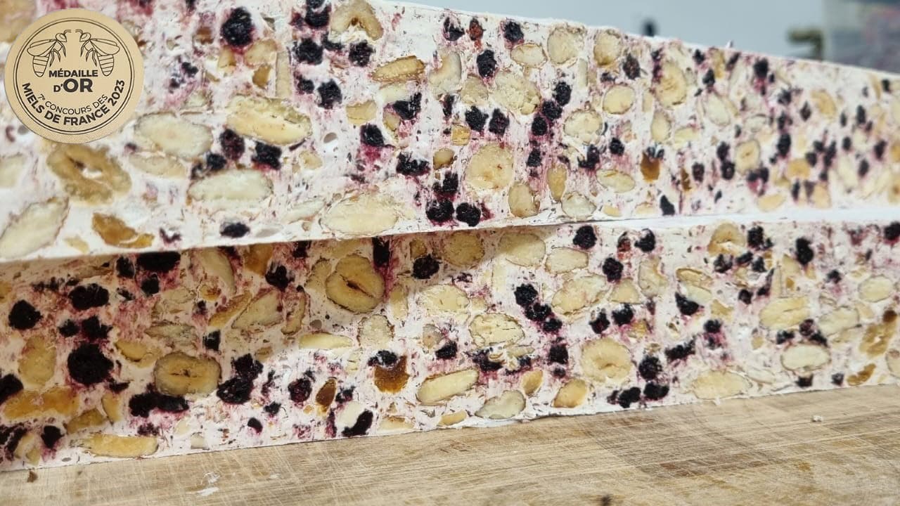 Nougat artisanal à la myrtille