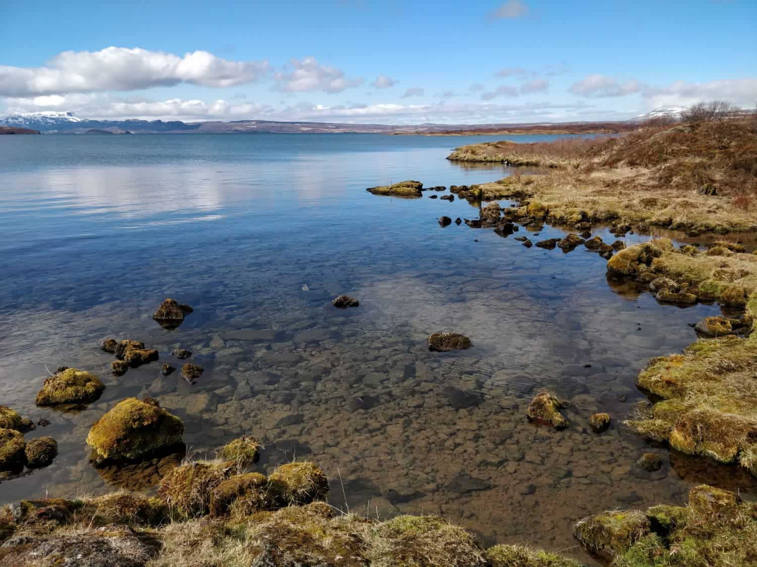 meer in nationaal park Þingvellir