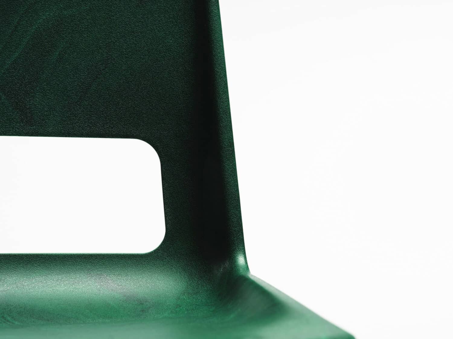 klassieke stoel van gerecycled plastic