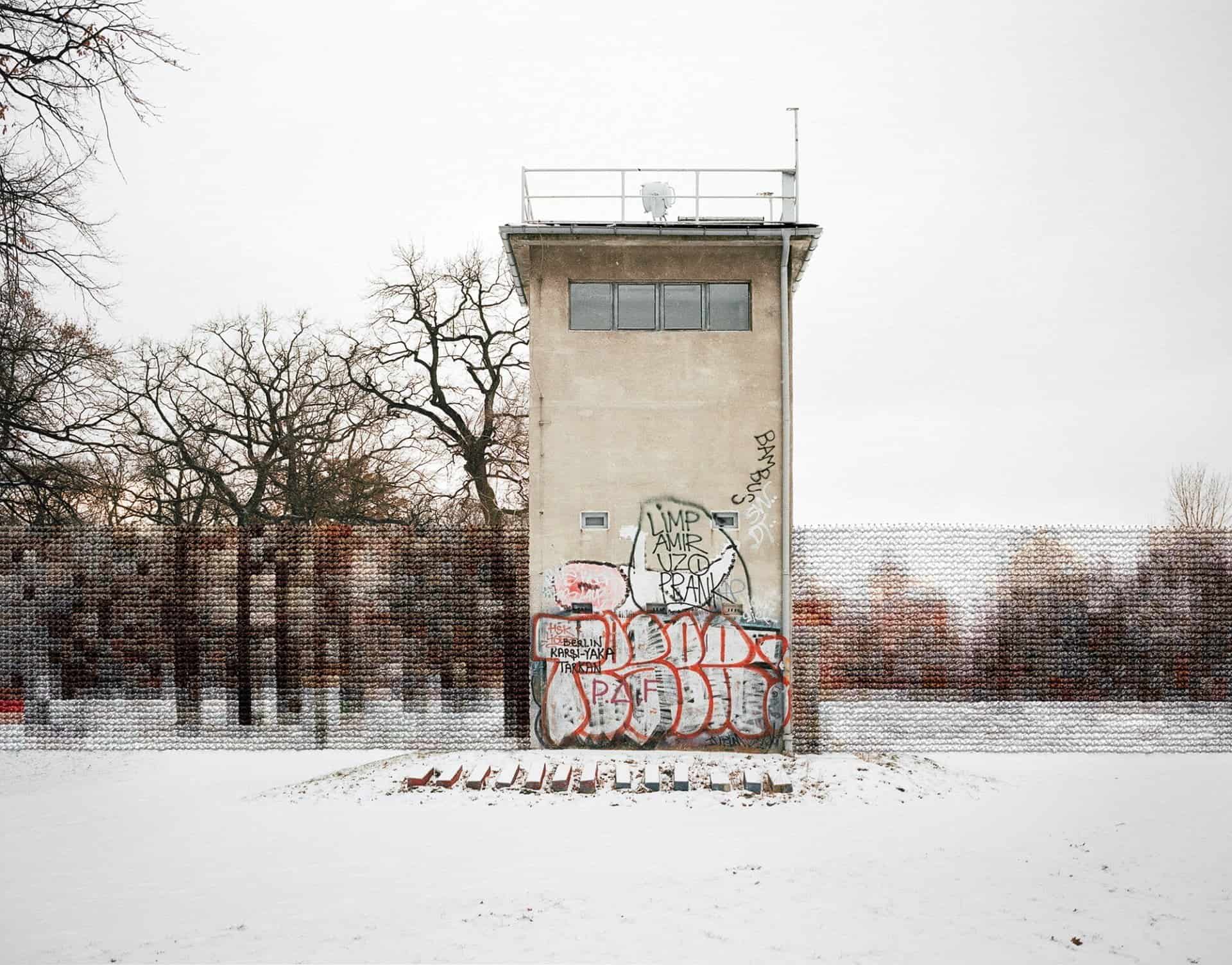Een geborduurde herinnering aan de Berlijnse Muur