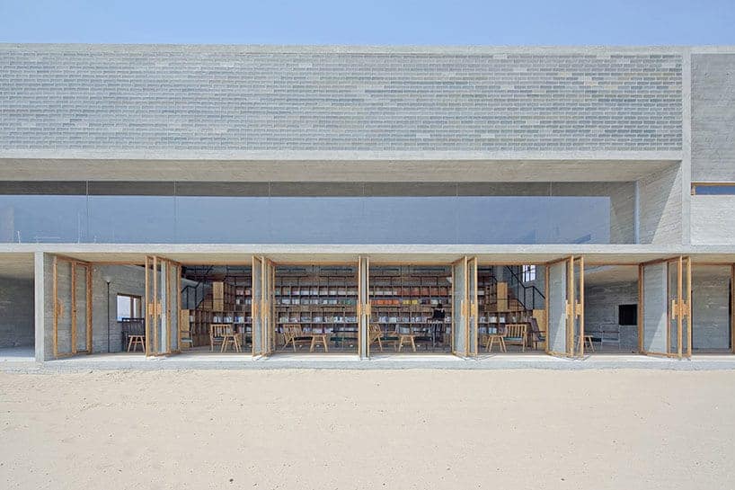bibliotheek op het strand