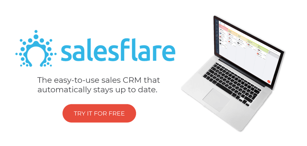 Un banner promozionale che invita a provare Salesflare, un CRM facile da usare.