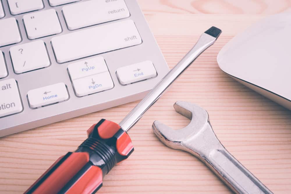 Troubleshooting MicroStation problems made easy 1 Troubleshoot - Troubleshoot MicroStation