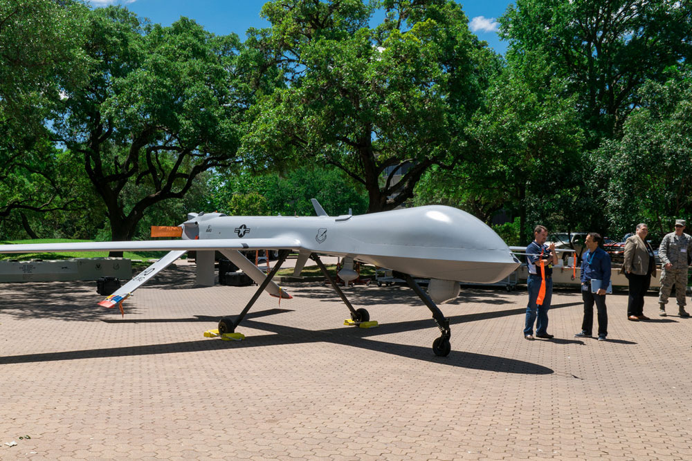 Jean-Baptiste Jeangène Vilmer : "Les drones bouleversent l'ethos militaire"