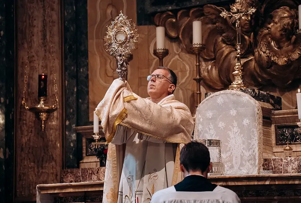 Cinco requisitos para ser sacerdote en Espa&ntilde;a