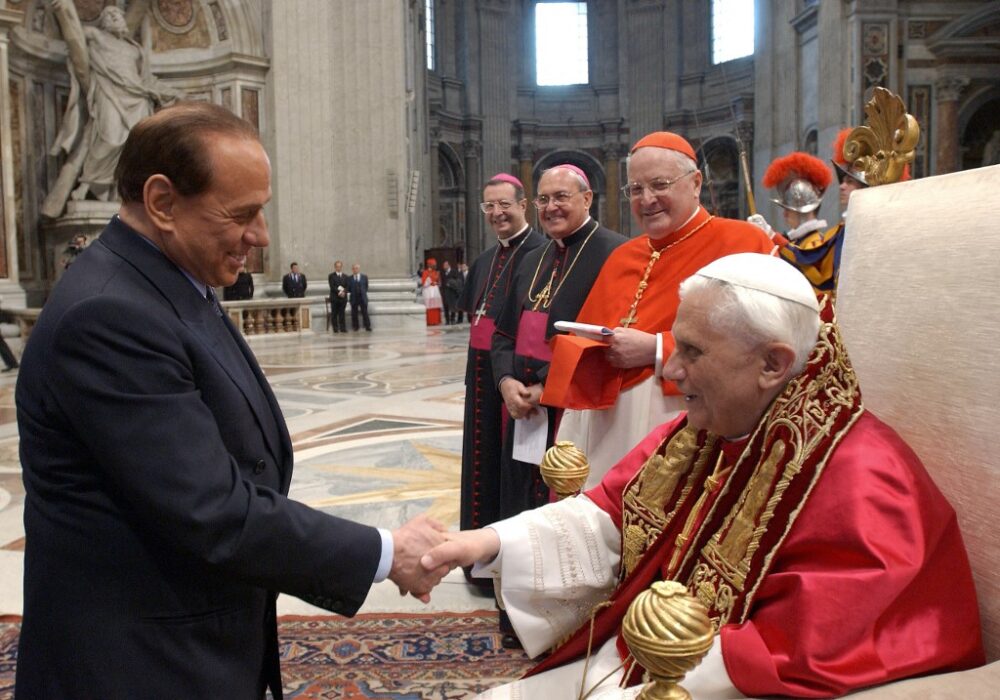 Berlusconi et l'église catholique