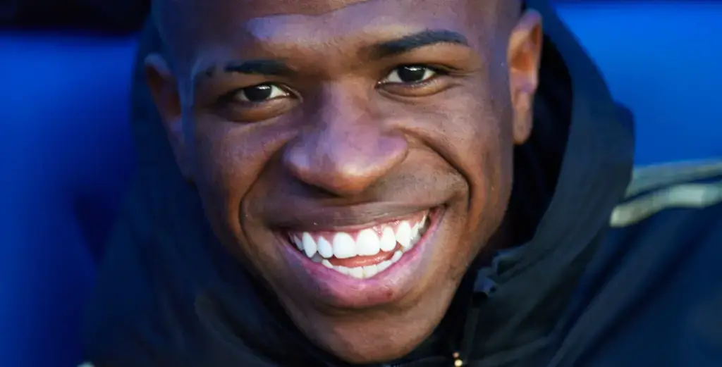 vinicius-junior-zeby-w-2020