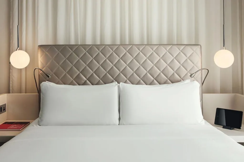 w london hotel review bed