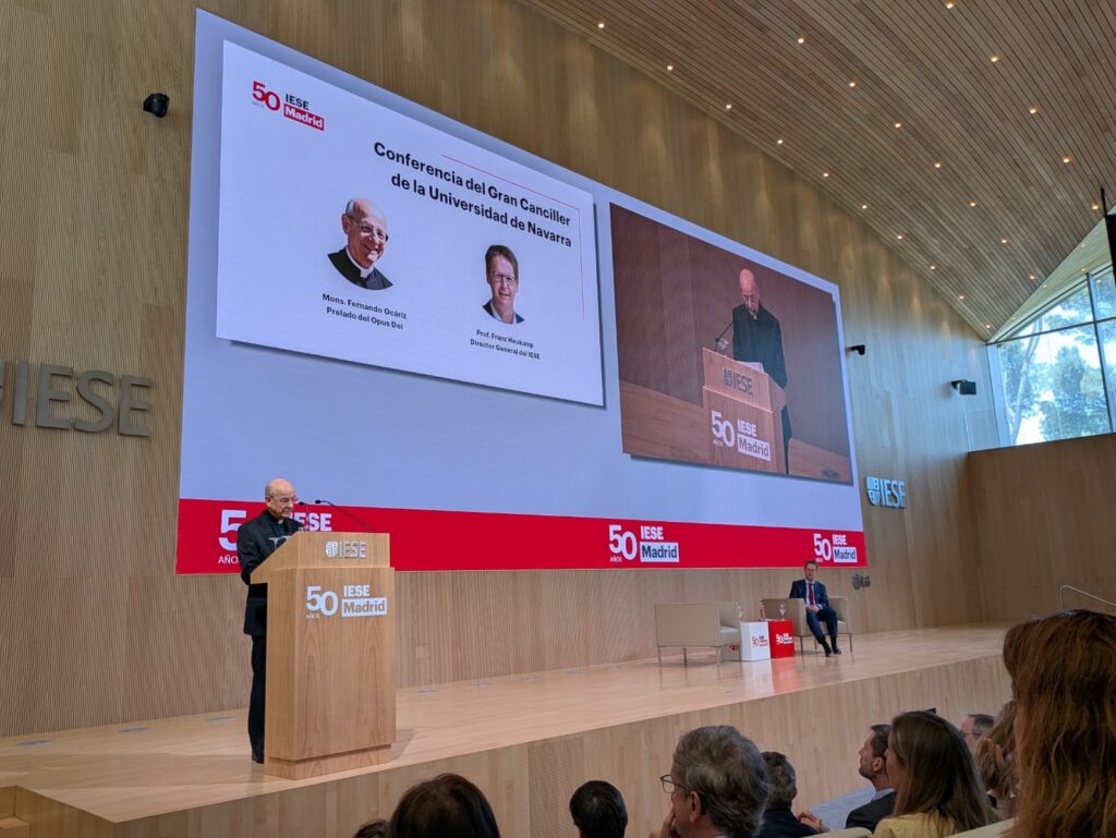 Oc&aacute;riz 50 anviersario IESE Madrid discurso trabajo3