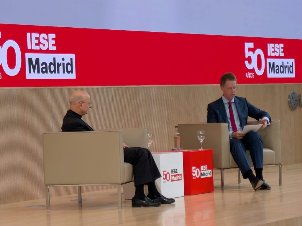 Oc&aacute;riz 50 anviersario IESE Madrid discurso trabajo2