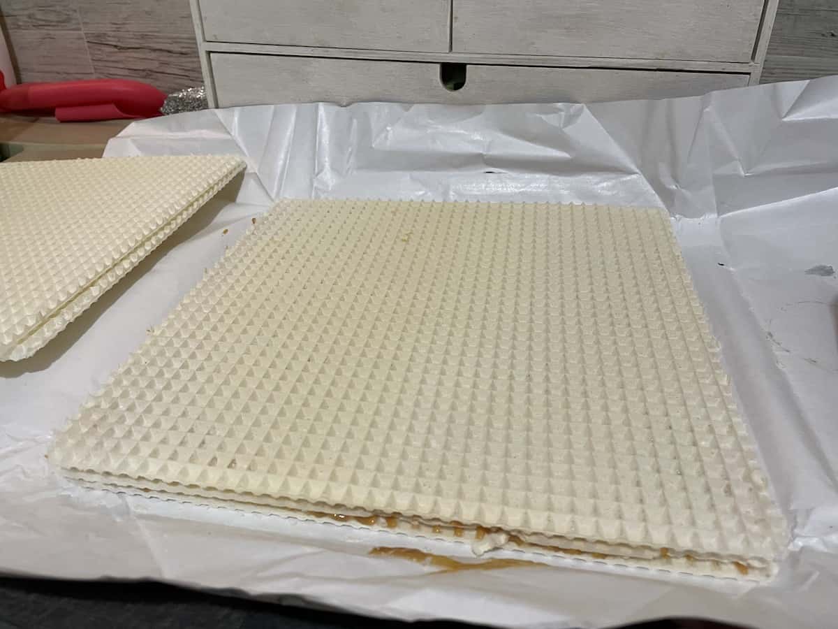 Wafers with kajmak in between.