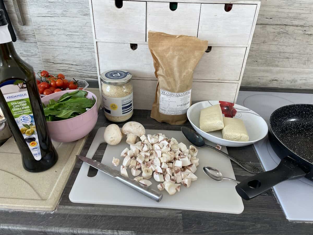 The ingredients for crispy tofu scramble