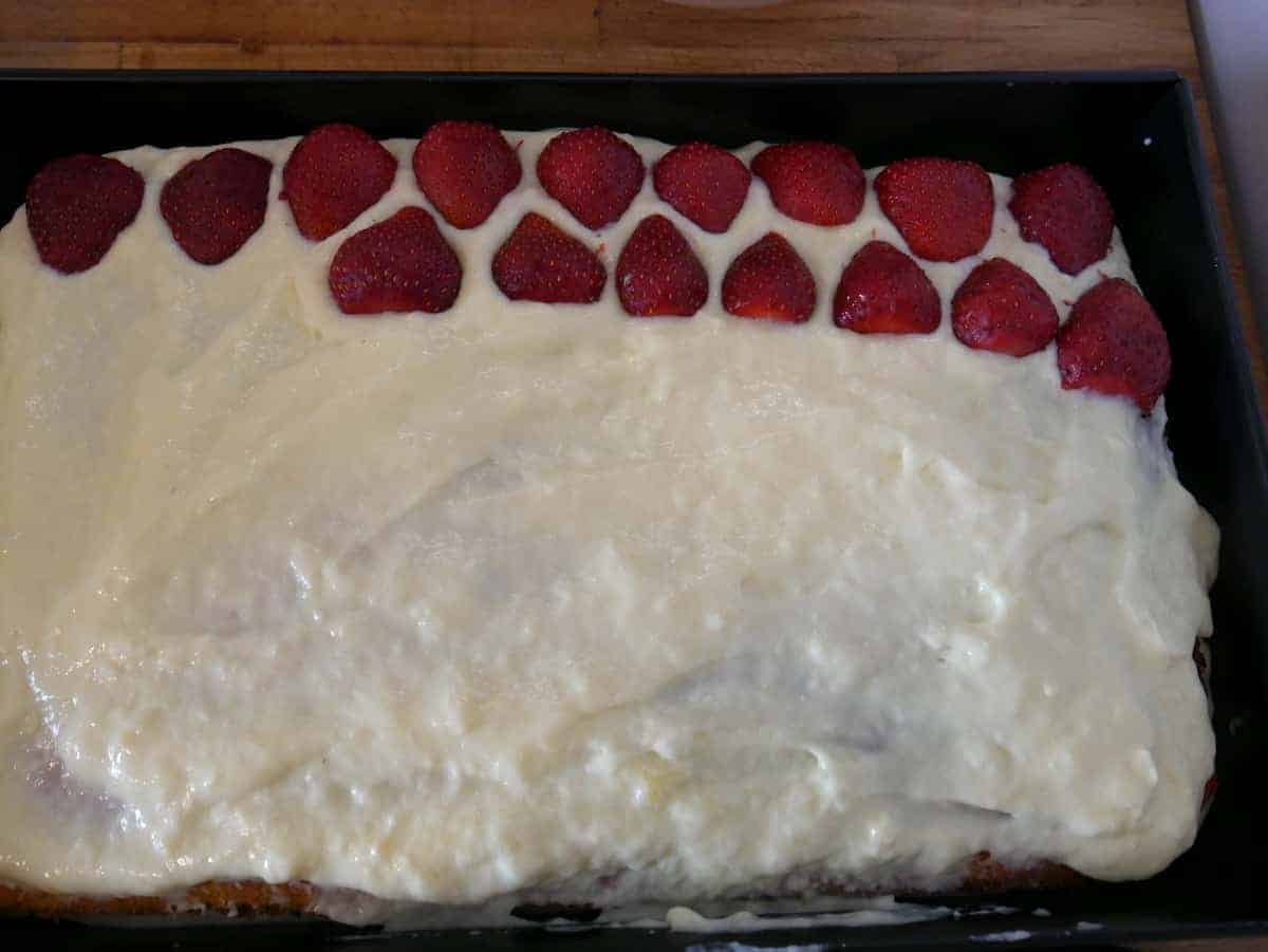 Strawberry Sponge Cake.