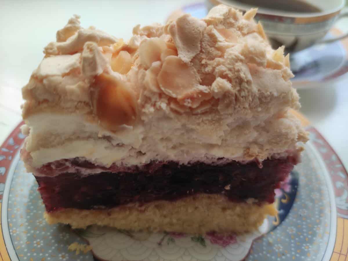 Malinowa Chmurka Raspberry Cloud Cake.