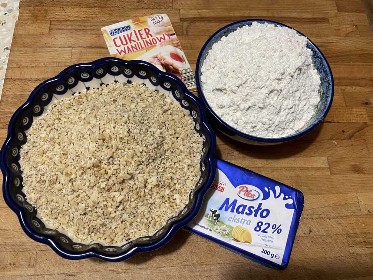 Ingredients for Polish snowball cookies.