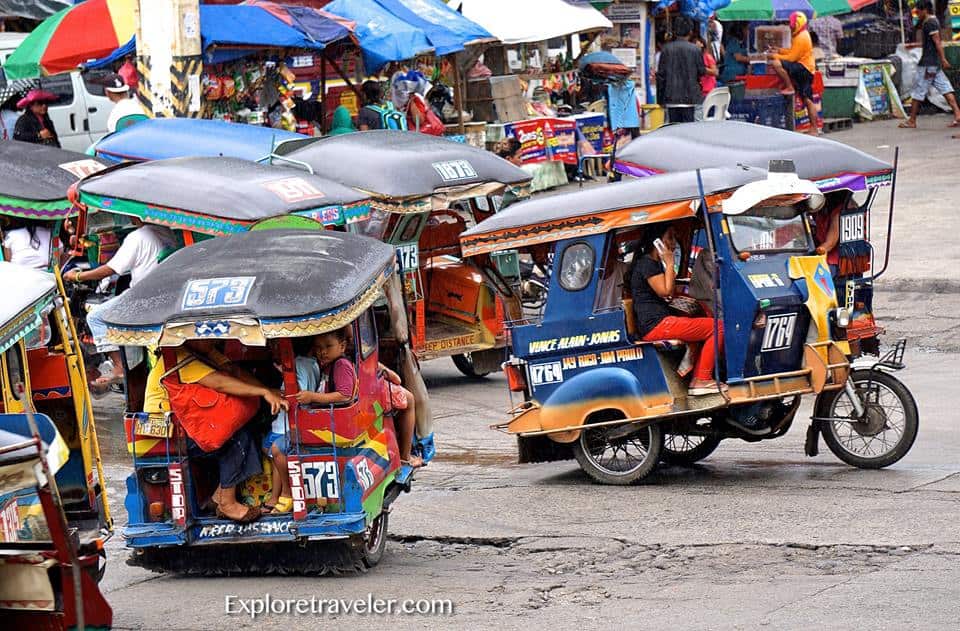 Tacloban City Trisikads auf den Philippinen