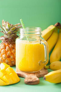 10-Of-The-Best-Quick-And-Easy-Weight-Loss-Smoothie-Recipes-Youll-Love-image-2-pineapple-mango-and-banana-smoothie-frosted-fusions