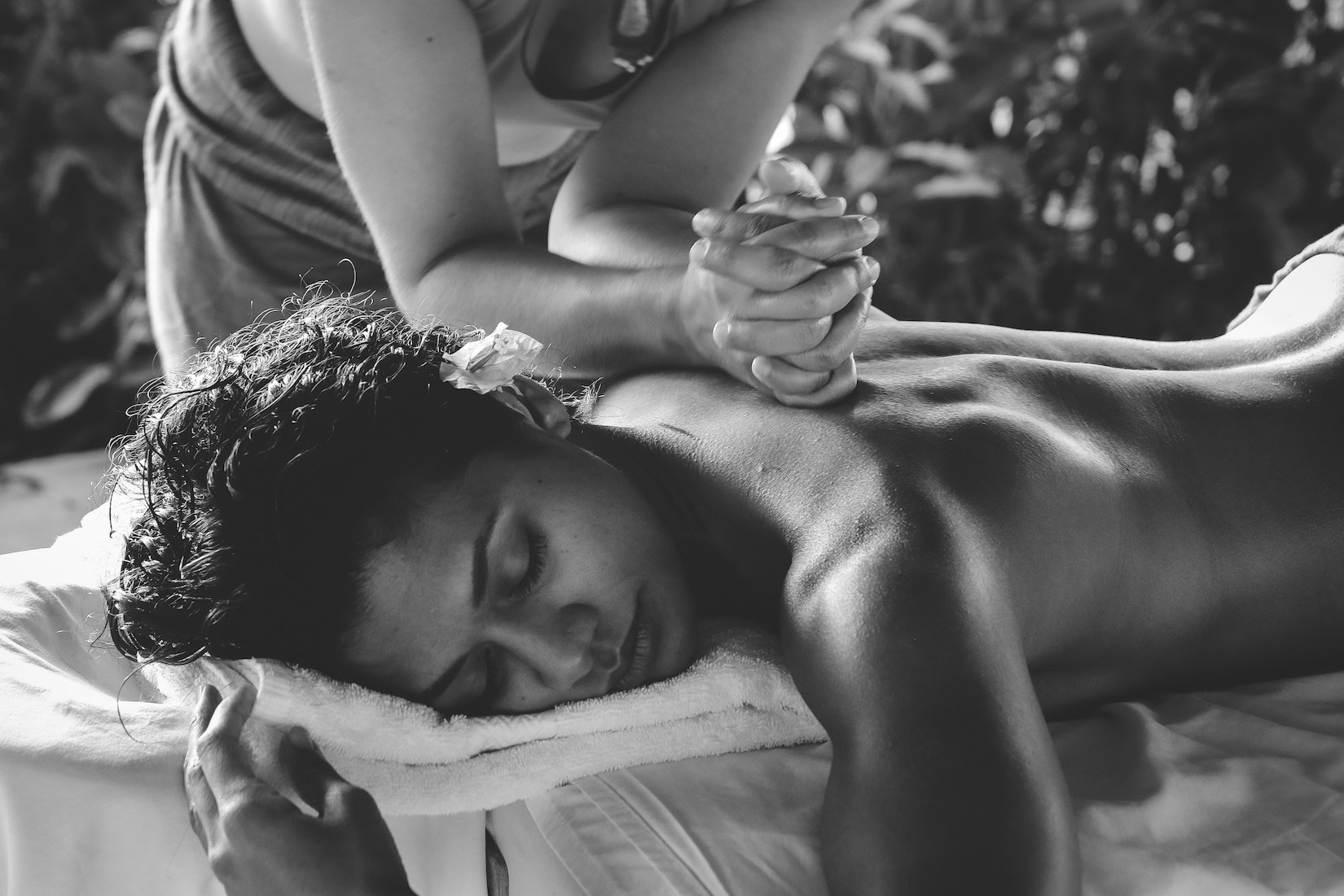 massage help back pain