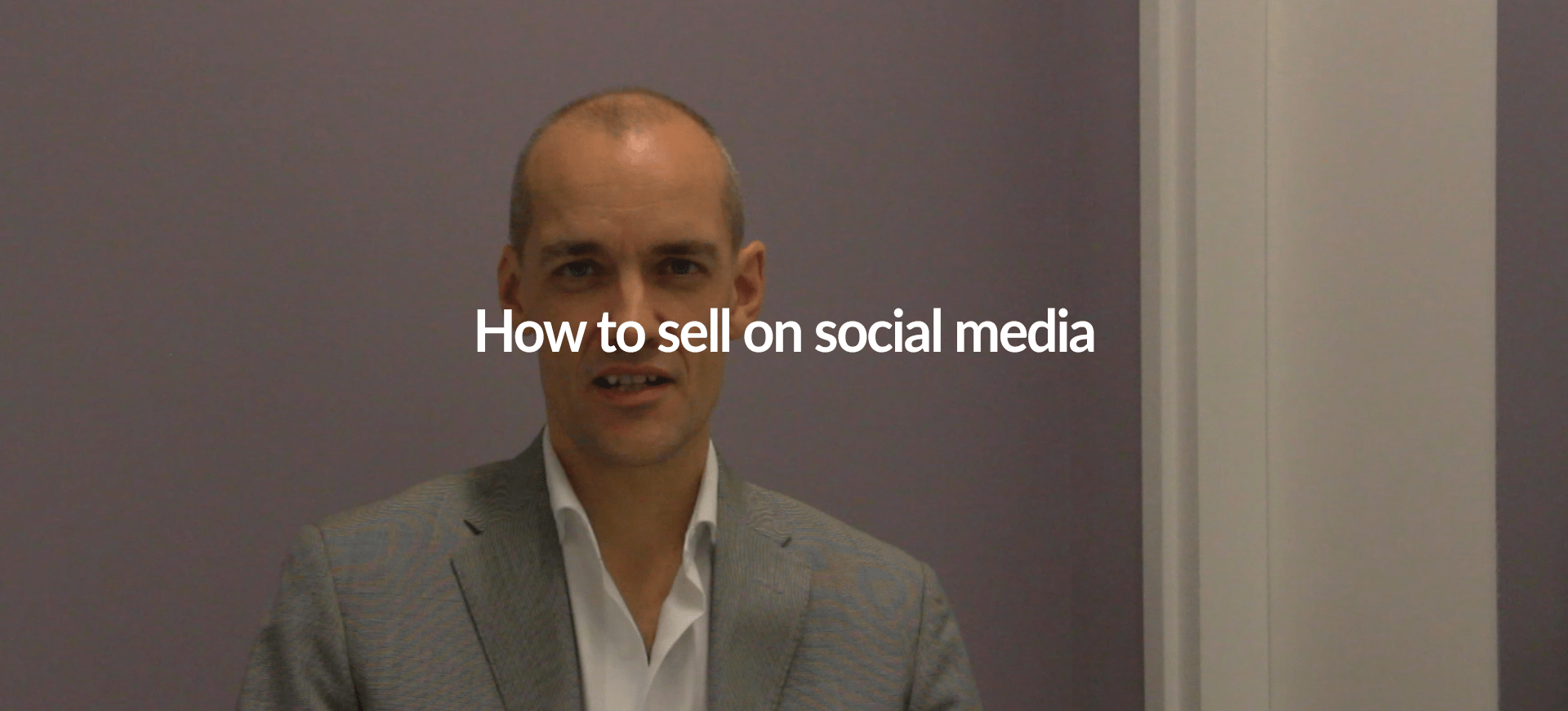 how to sell on social media
