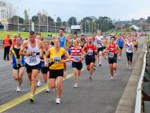 Sandown-Classic-2010_0287_3184x2396_6199005