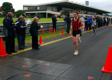 Sandown-Classic-2010_0383_2343x1674_6198949