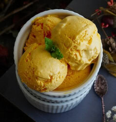 A-Tantalisingly-Tropical-Mango-Ice-Cream-image 1 jpeg Mango ice cream in dish frosted fusions