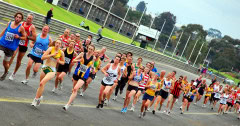 Sandown-Classic-2010_0292_3020x1586_6199002