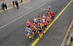 Sandown-Classic-2010_0214_3602x2262_6199033