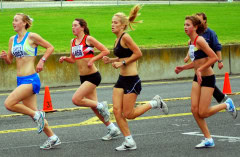 Sandown-Classic-2010_0052_2657x1740_6199108