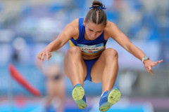 AGE_1059-DeNoiseAI-standard