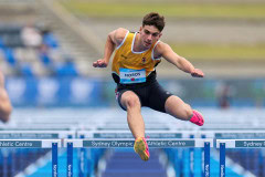 AGE_8450-DeNoiseAI-standard