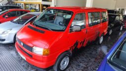 VOLKSWAGEN TRANSPORTER CARAVELLE 2.4D