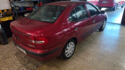 RENAULT MEGANE CLASSIC1.6i 16V lleno
