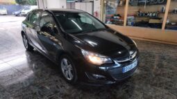 OPEL ASTRA 2.0 CDTI 165CV lleno