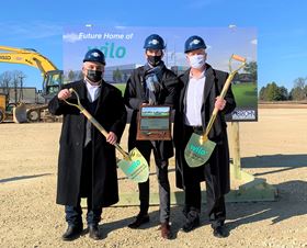 Wilo USA breaks ground on new HQ Shovels at the ready.