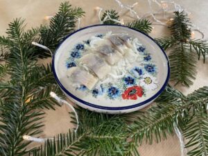 herring in oil sledz z cebula polish