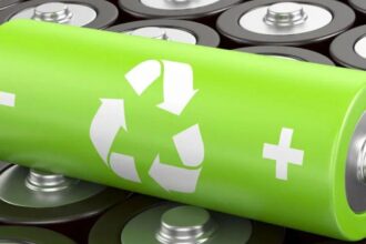 Las baterías de ión-litio rompen récords: su precio cae a $139/kWh