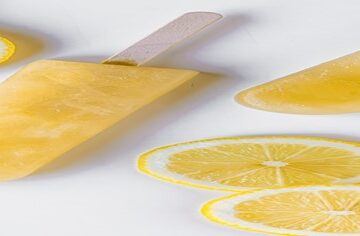 When-Life-Gives-You-Lemons-Make-Homemade-Lemonade-Ice-Lollies-featured-image-832x2600w-lemonade-ice-lollies-with-slices-of-lemon-frosted-fusions