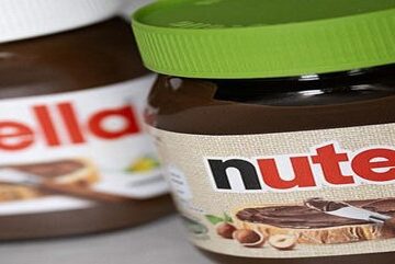 Nutellas-Gone-Vegan-–-Try-Our-Healthy-Easy-Recipes-That-Youll-Love-Featured-Image-637x1920w-jars-of-standard-Nutella-and-New-Vegan-Nutella-with-green-lid-Frosted-Fusions