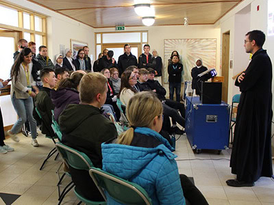 stephen-sharpe-youtube-vocacion-sacerdote