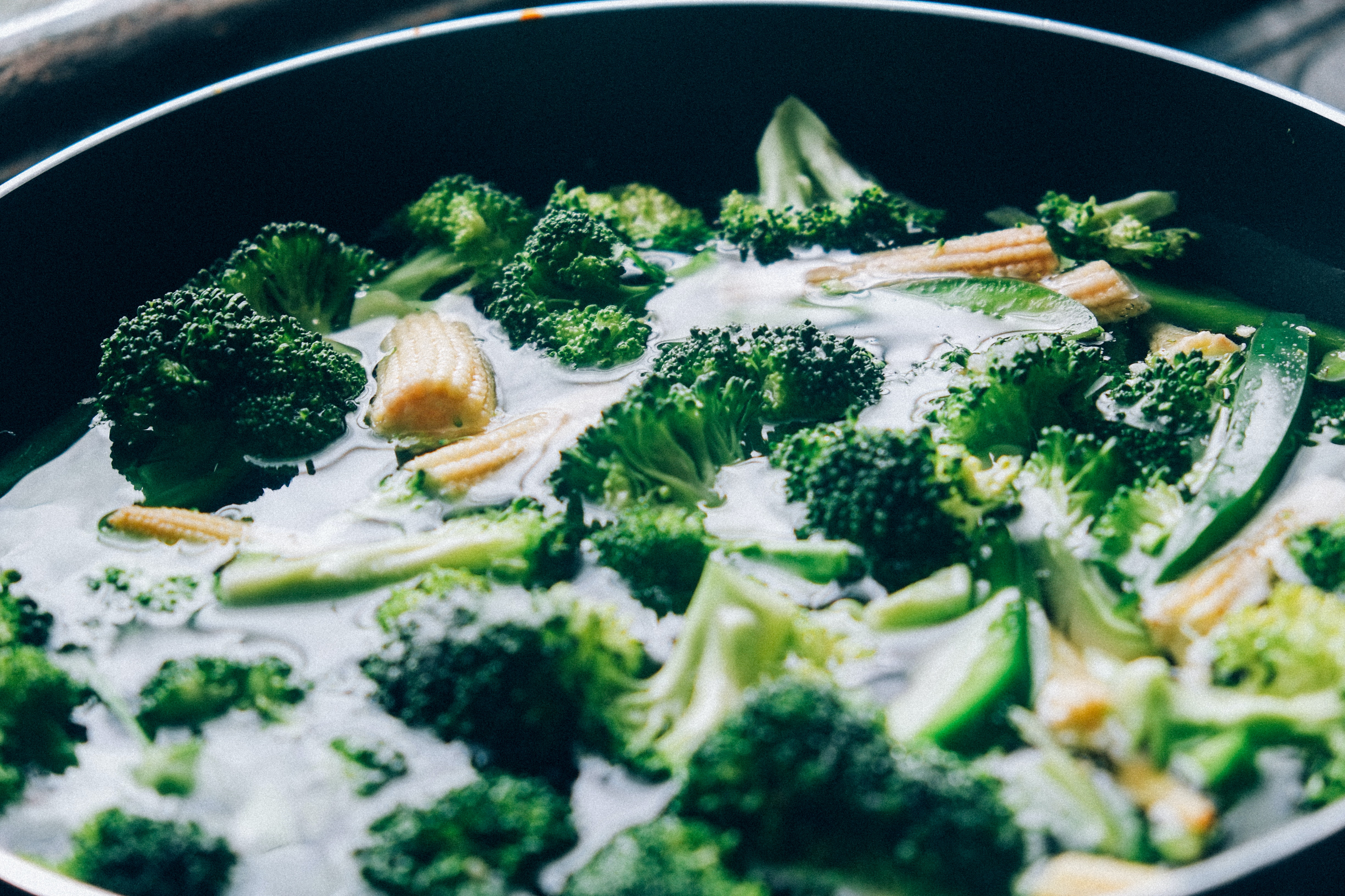 Babish Blue Steel Fry Pan
