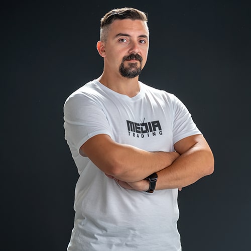 Георги василев / главен мениджър на медия трейдинг