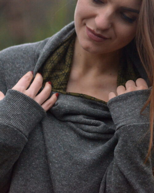 pullover-hoodie-kragen-olive-gruen