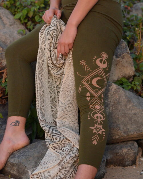 yoga-leggings-mond-symbol-kleidung