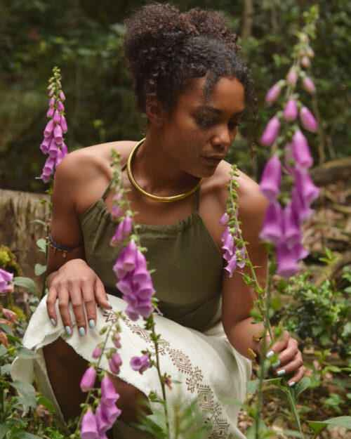 crop-top-natuerlicher-look-olive