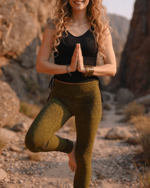 leggings-festival-outfit-alternative