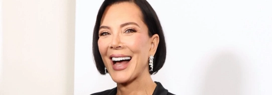 kris-jenner-teeth-in-2025
