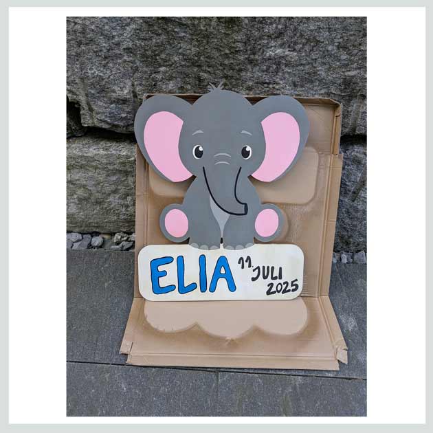 Geburtstafel-Elefant