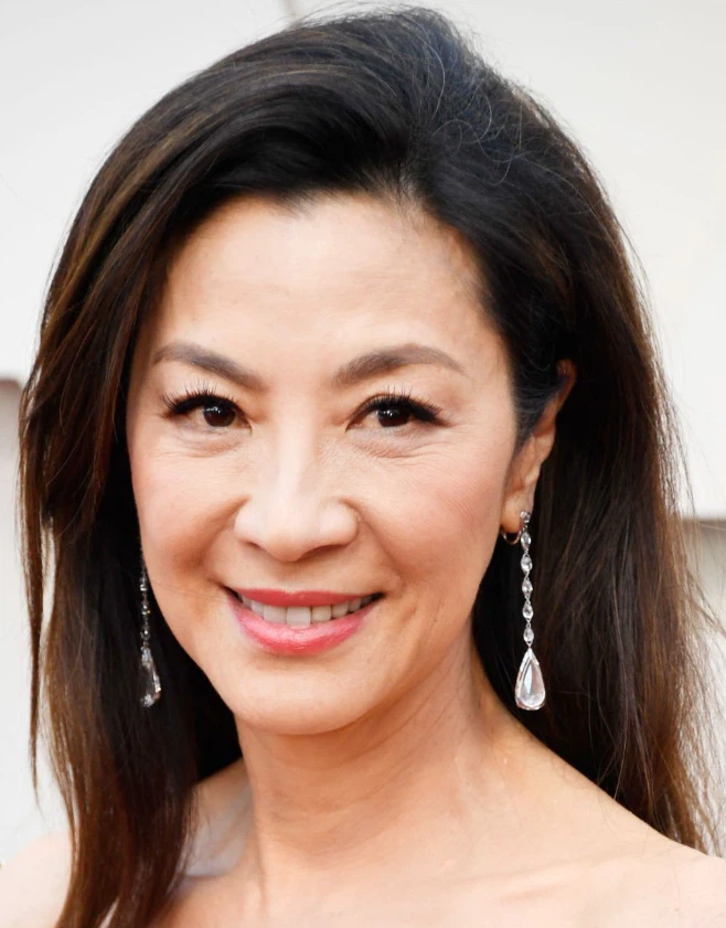 dientes de michelle yeoh en 2019